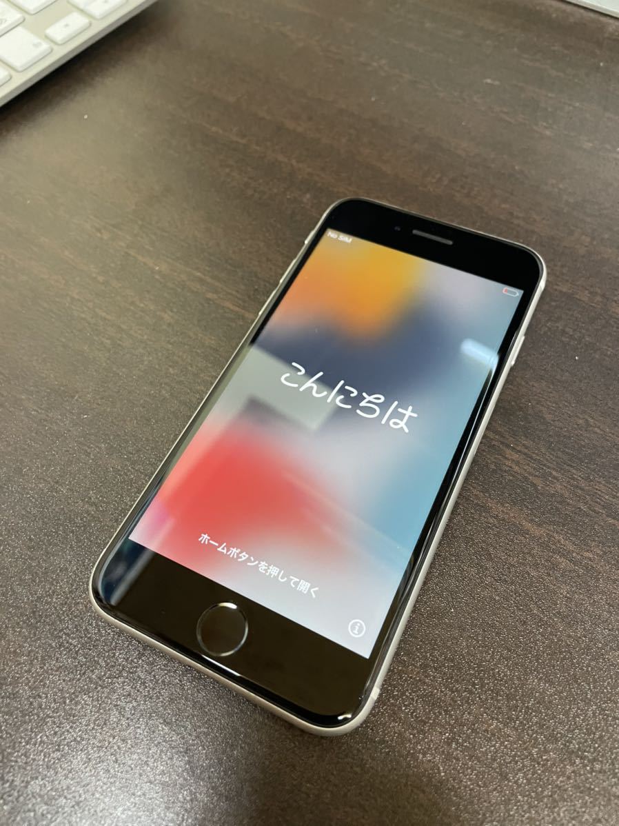 IphoneSE2 128G SIMフリー バッテリー交換済です