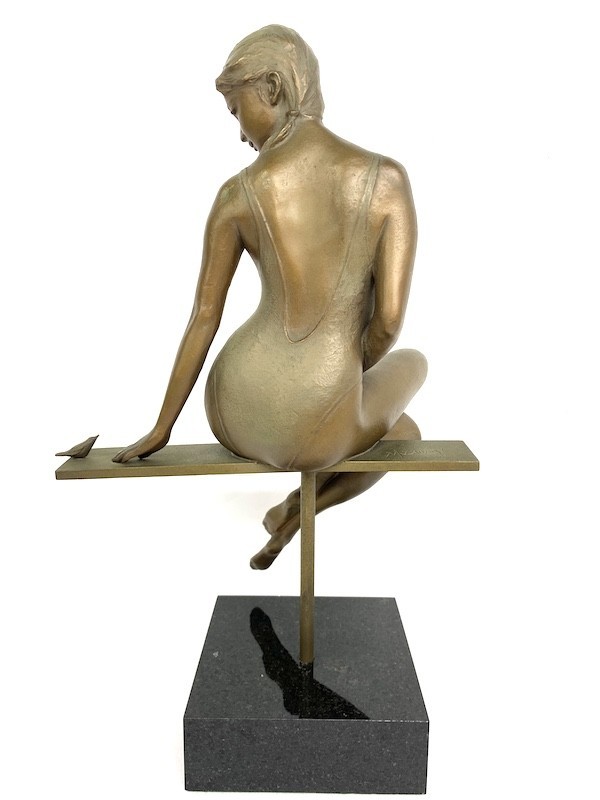 大道寺光弘 ブロンズ『透明の時』 | 東京書芸館公式ウェブサイト