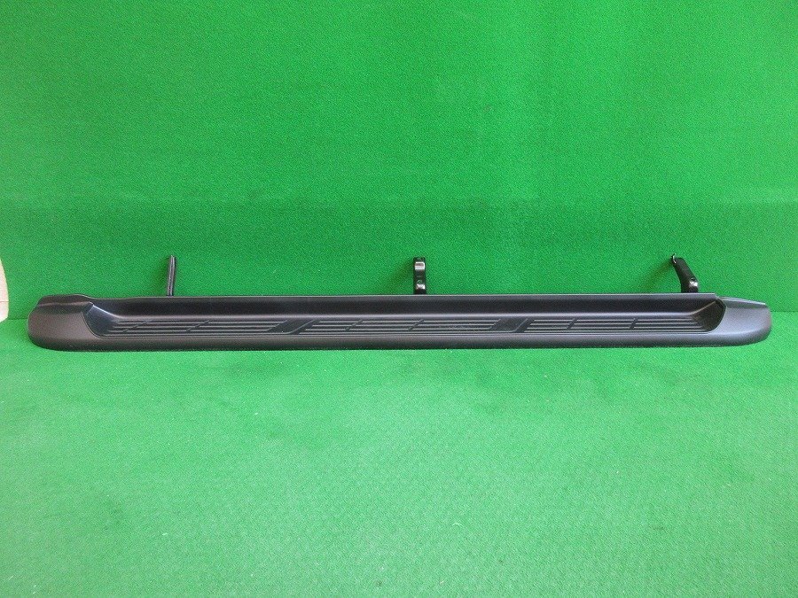 【格安，HOT】 ハイラックス GUN125 純正 右サイドステップ 素地(サイド)｜売買されたオークション情報、yahooの商品情報をアーカイブ公開 - オークファン トヨタ用