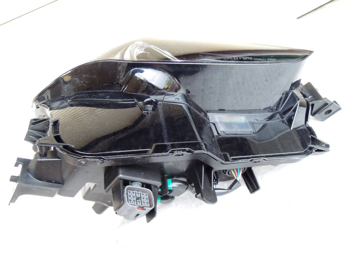 CX-30 DM8P 純正 DMEP LED DMFP 右ヘッドライトAssy ALH付 美品 0 右 Yahoo!オークション ヘッドライト 1 D41V-51-030 走行中はこう動く