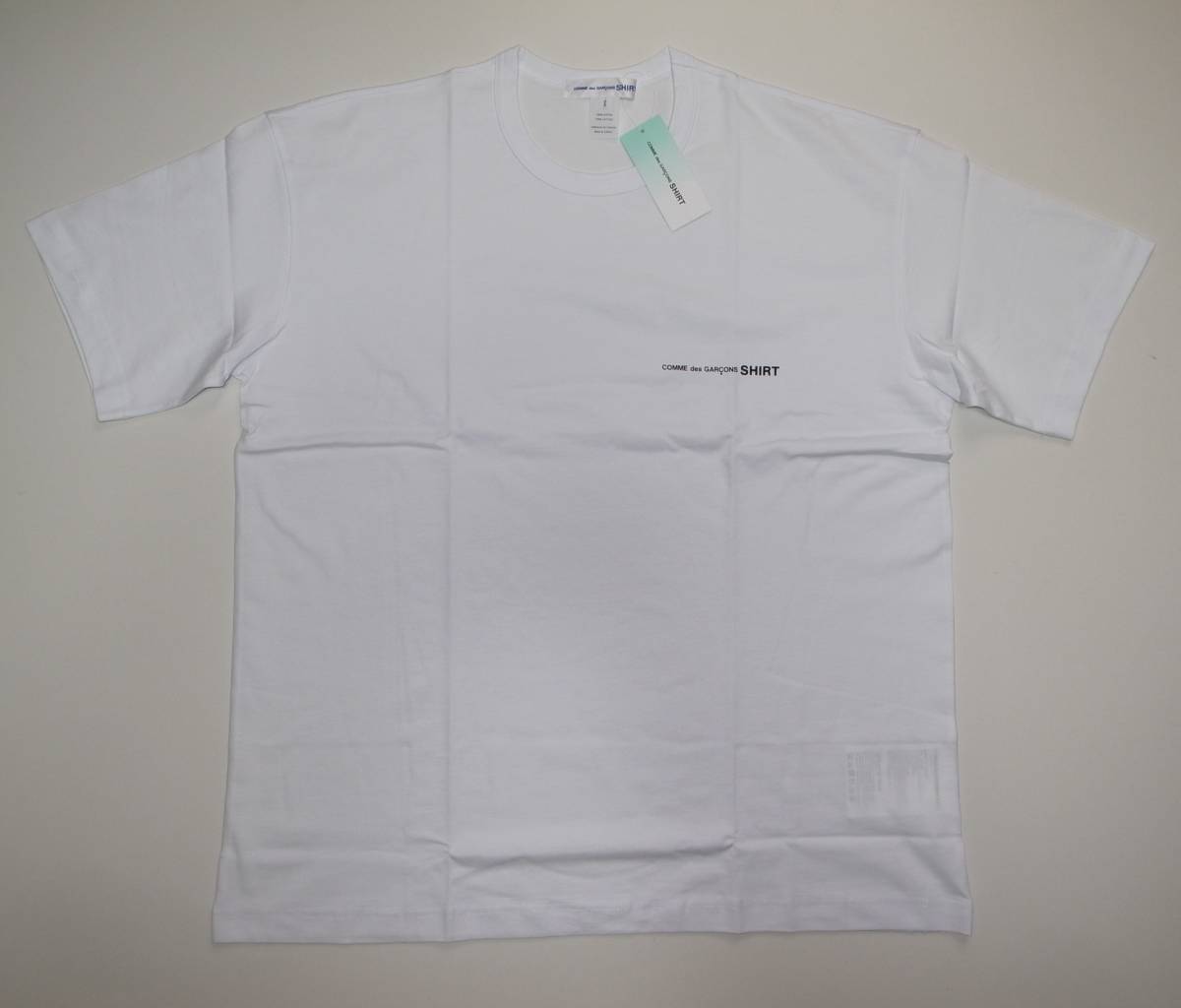  commme des garscons shirt コムデギャルソン white オーバーサイズ Tシャツ sizeS 22SS(Sサイズ以下)｜売買されたオークション情報、yahooの商品情報をアーカイブ公開 - オークファン 男性用