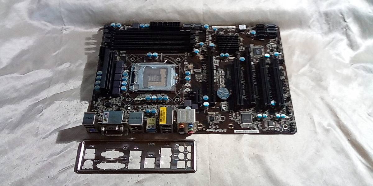  ASRock H77 Pro4 MVP LGA1155 H77 ATX マザーボード②(PC/AT互換機)｜売買されたオークション情報、yahooの商品情報をアーカイブ公開 - オークファン その他