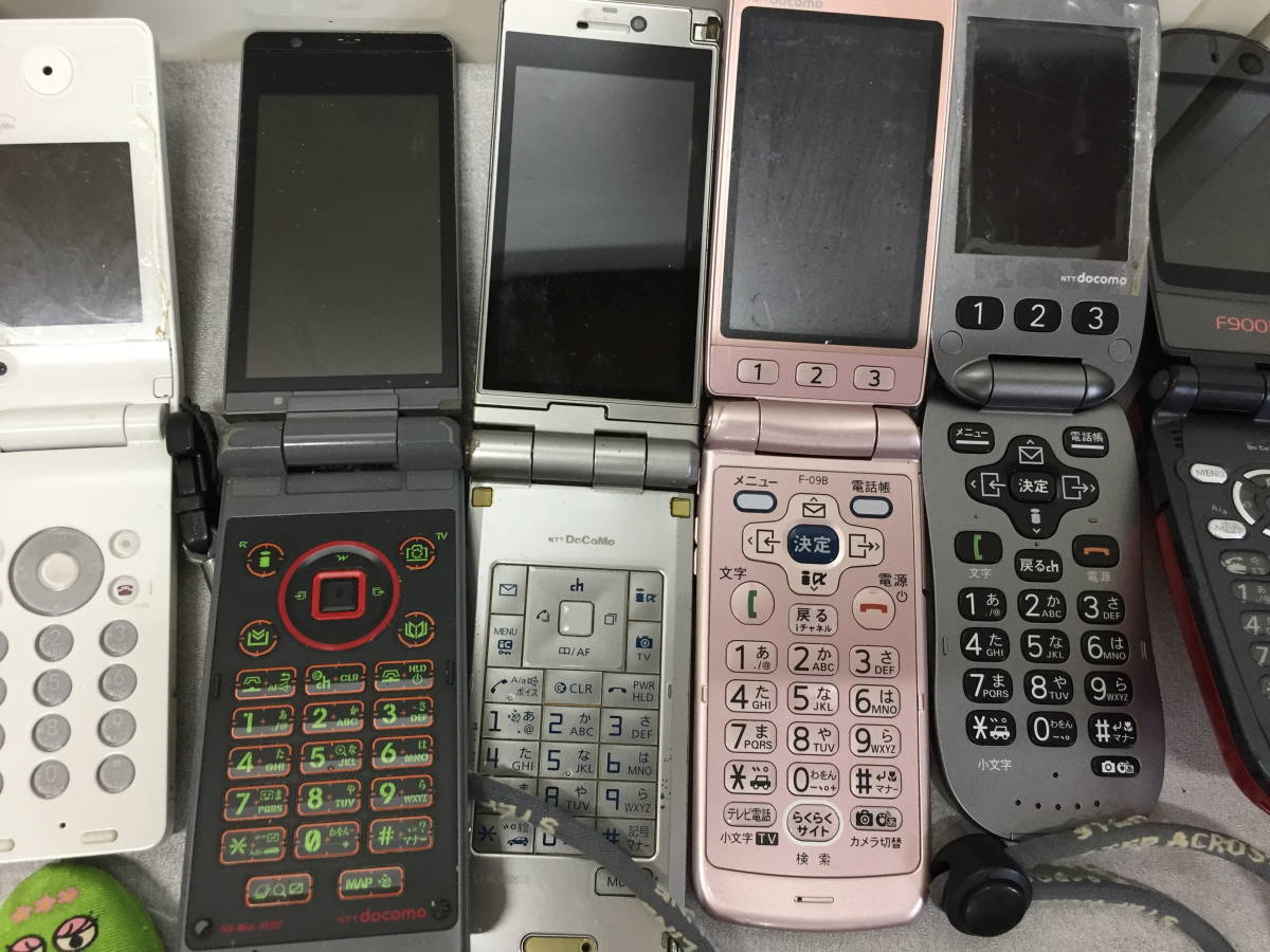 ガラケー docomo ジャンク まとめ売り 携帯電話 公式通販 | メルカリ