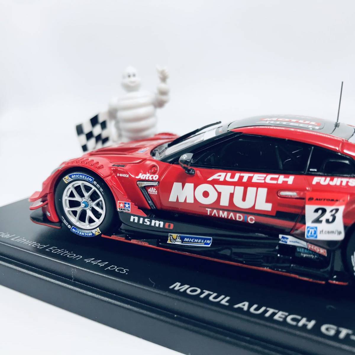 日産自動車オンラインショップ限定品 R35 MOTUL AUTECH GT-R 23号車 