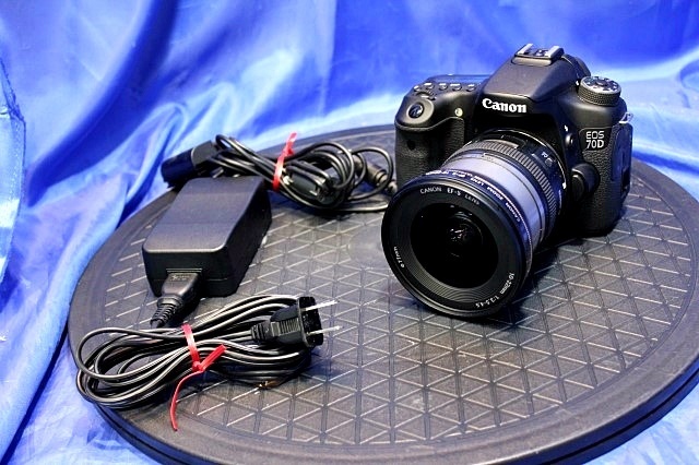 CANON/キヤノン デジタル一眼レフカメラ EOS 70D/レンズ EF-S10 CANON/キヤノン デジタル一眼レフカメラ EOS 70D/レンズ EF-S10