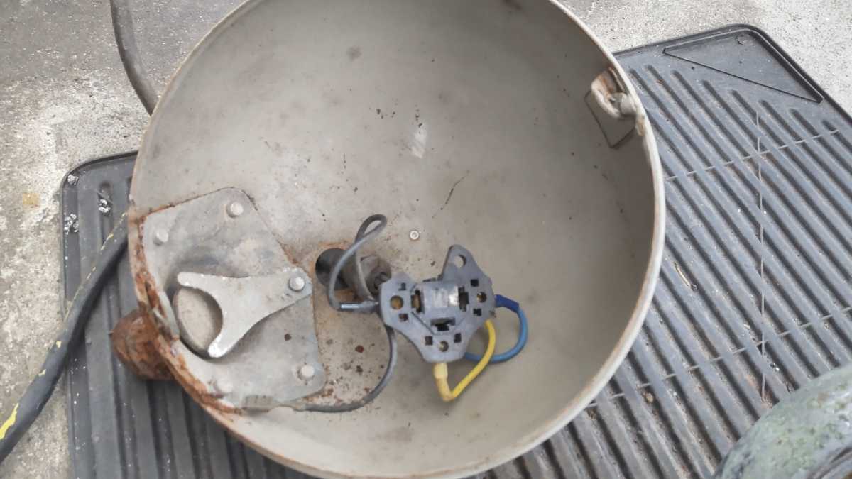 シビエ フォグ ライト ビサージュ ☆ 2個 シビエ 凹み オスカー フォグランプ フォグライト 24V H4 イエローバルブ 100w/90w 錆あり ジャンク 部品取り 希少 当時物 昭和