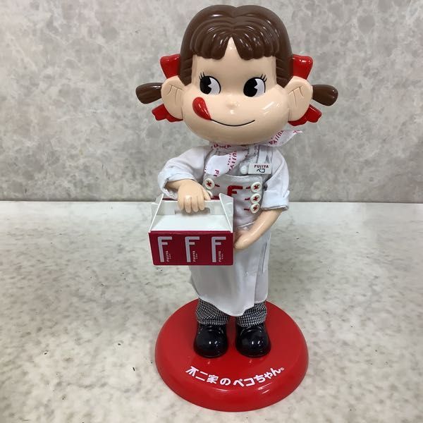 1円～ 不二家 卓上ペコちゃん ユニフォーム バージョン、入園