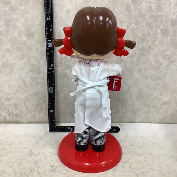 1円～ 不二家 卓上ペコちゃん ユニフォーム バージョン、入園