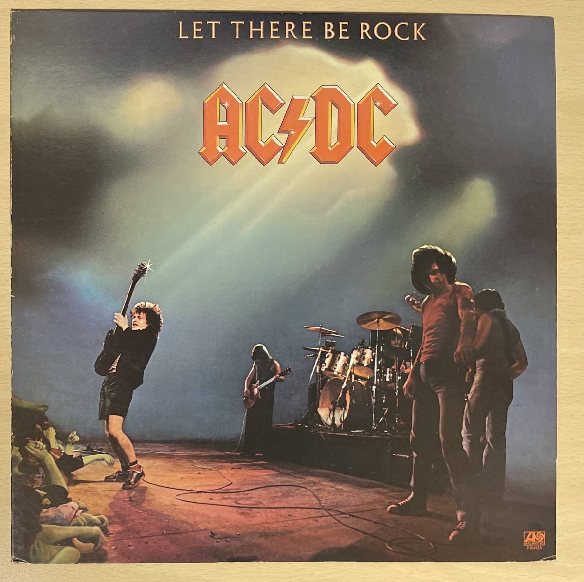 爆買い，人気 AC/DC ロック魂 LP P-10412(AC/DC)｜売買されたオークション情報、yahooの商品情報をアーカイブ公開 - オークファン AC/DC