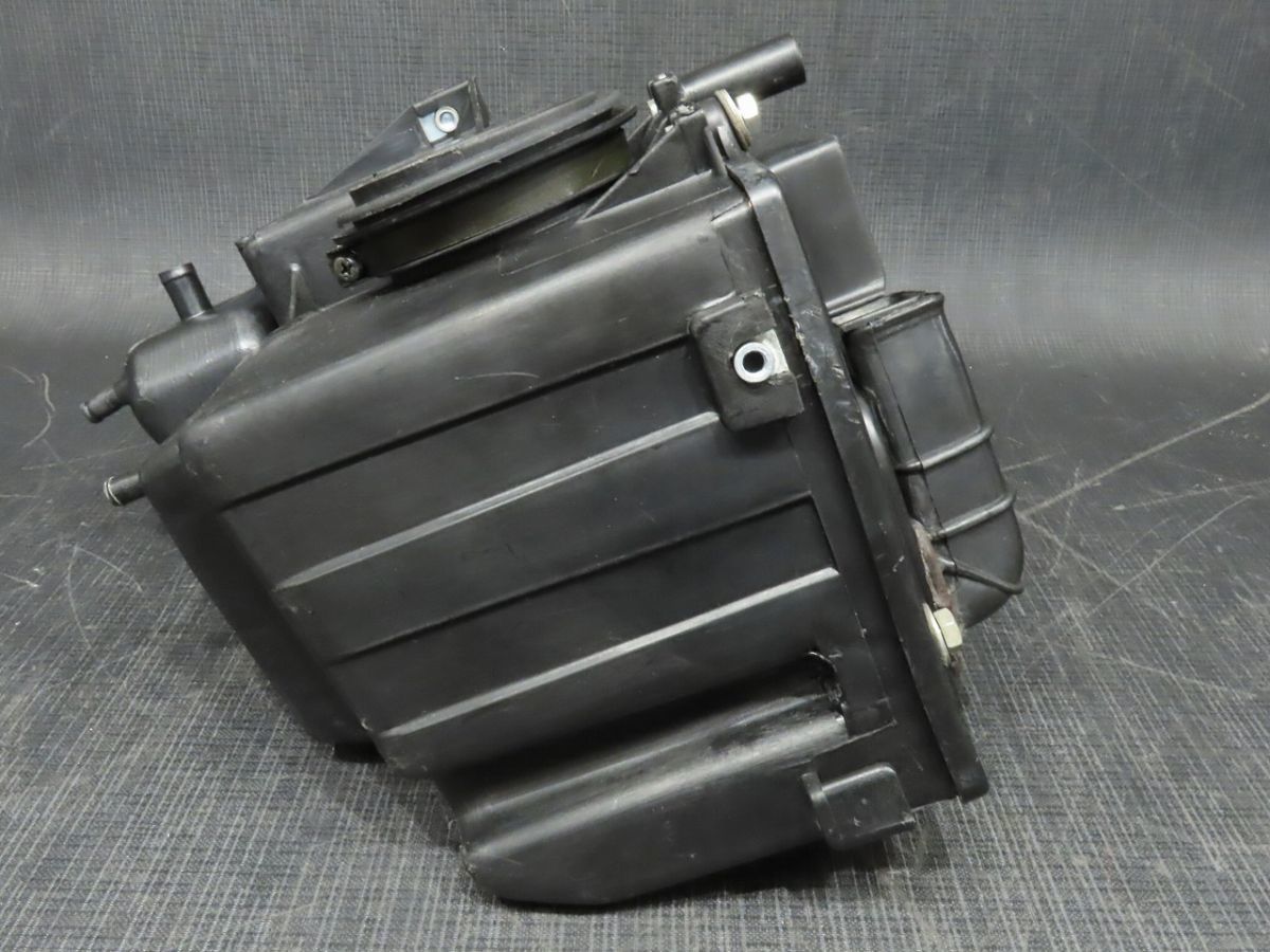 CBX550F PC04 エアクリーナーボックス140 1982年 逆車 ホンダ CBX550F