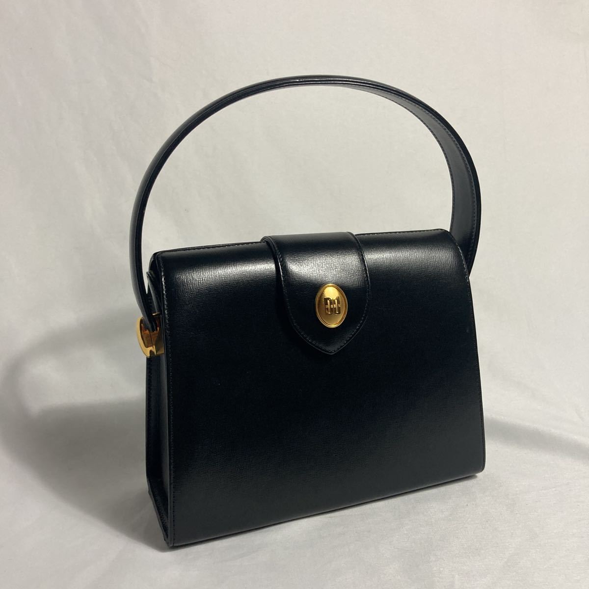 未使用］DAKS ダックス ハンドバッグ 牛革 レザー ブラック 金具 