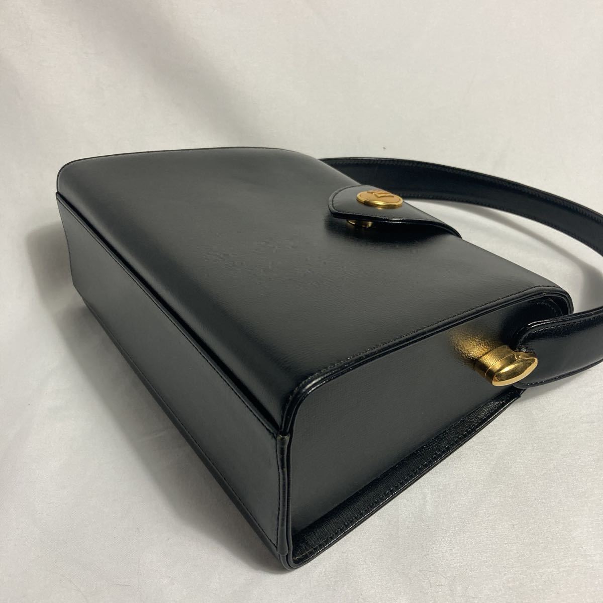 未使用］DAKS ダックス ハンドバッグ 牛革 レザー ブラック 金具 