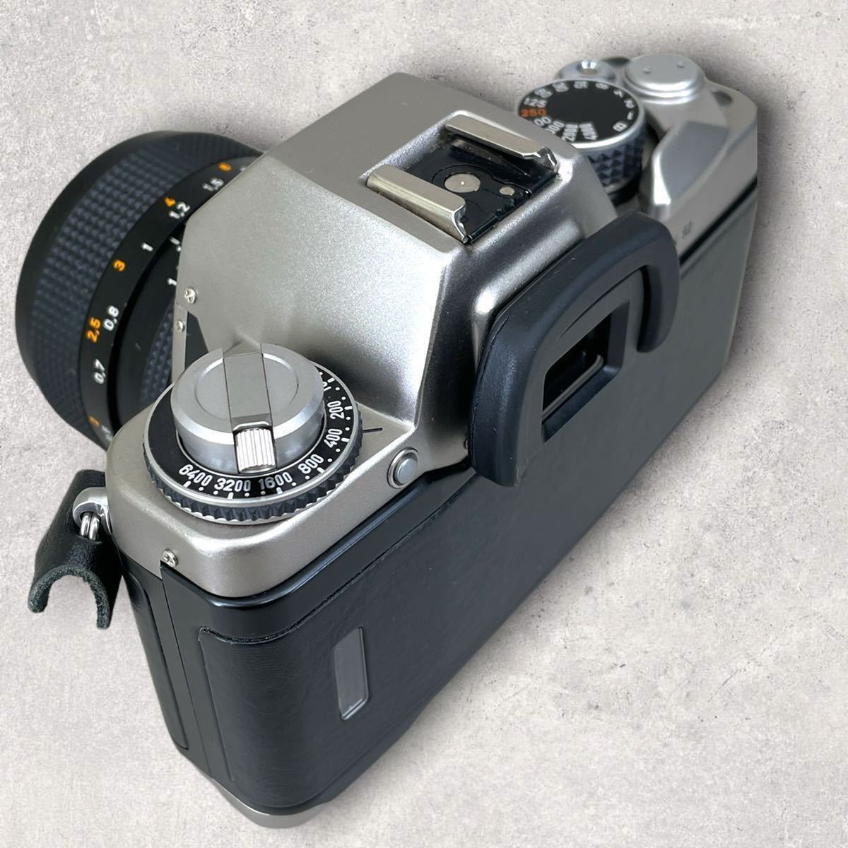 極めて美品 完動品◇ CONTAX S2 60周年記念ロゴ入りモデル ◇ 【 Carl