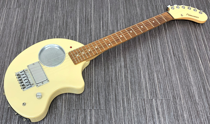 □FERNANDES DIGI-ZO アンプ内蔵エレキギター 付属品多数