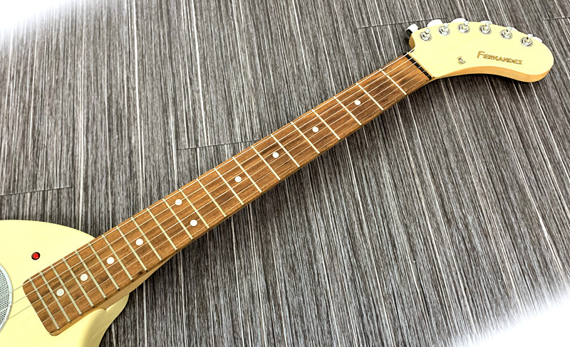 □FERNANDES DIGI-ZO アンプ内蔵エレキギター 付属品多数