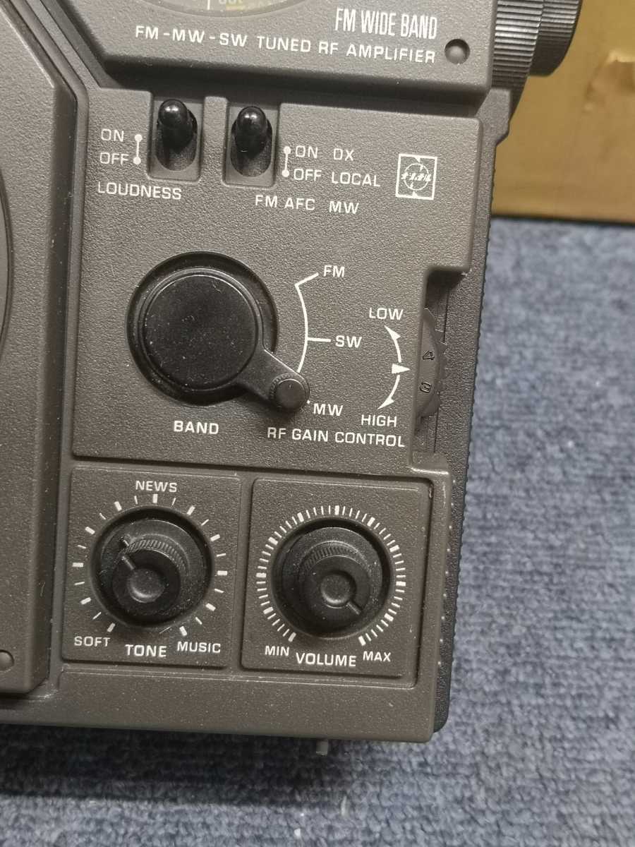 ナショナル パナソニック 3バンドポータブルラジオ クーガー 短波 BCLラジオ 電池通電OK　National Panasonic RF-877 COUGAR No.7　 National ナショナル Panasonic RF 3BAND National(ナショナル)パナソニックFM-中波-短波