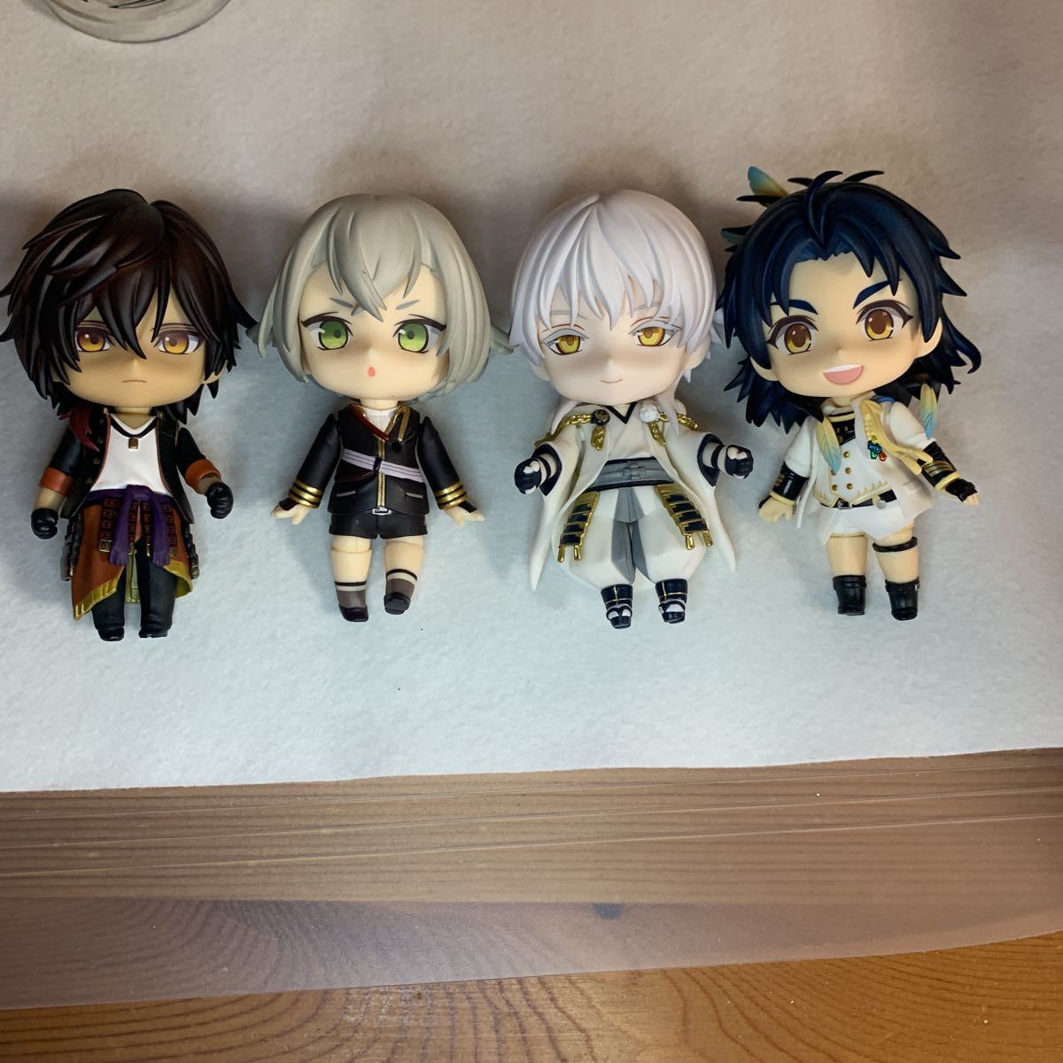 ねんどろいど 鶴丸国永 大倶利伽羅 蛍丸 太鼓鐘貞宗