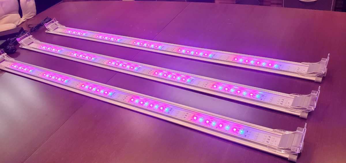 コトブキ KOTOBUKI フラット LED 120 3本セット 中古品 120cm 水槽照明 水草水槽 コトブキ ブラック 0 (水槽用照明) 価格.com 管理120