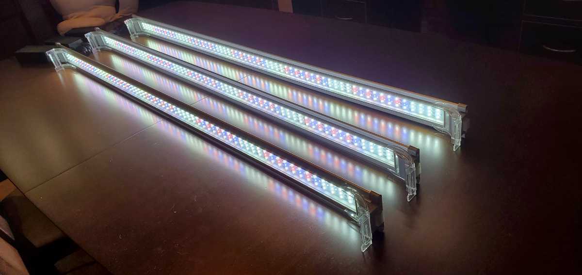 コトブキ KOTOBUKI フラット LED 120 3本セット 中古品 120cm 水槽照明 水草水槽 コトブキ ブラック 0 (水槽用照明) 価格.com 管理120