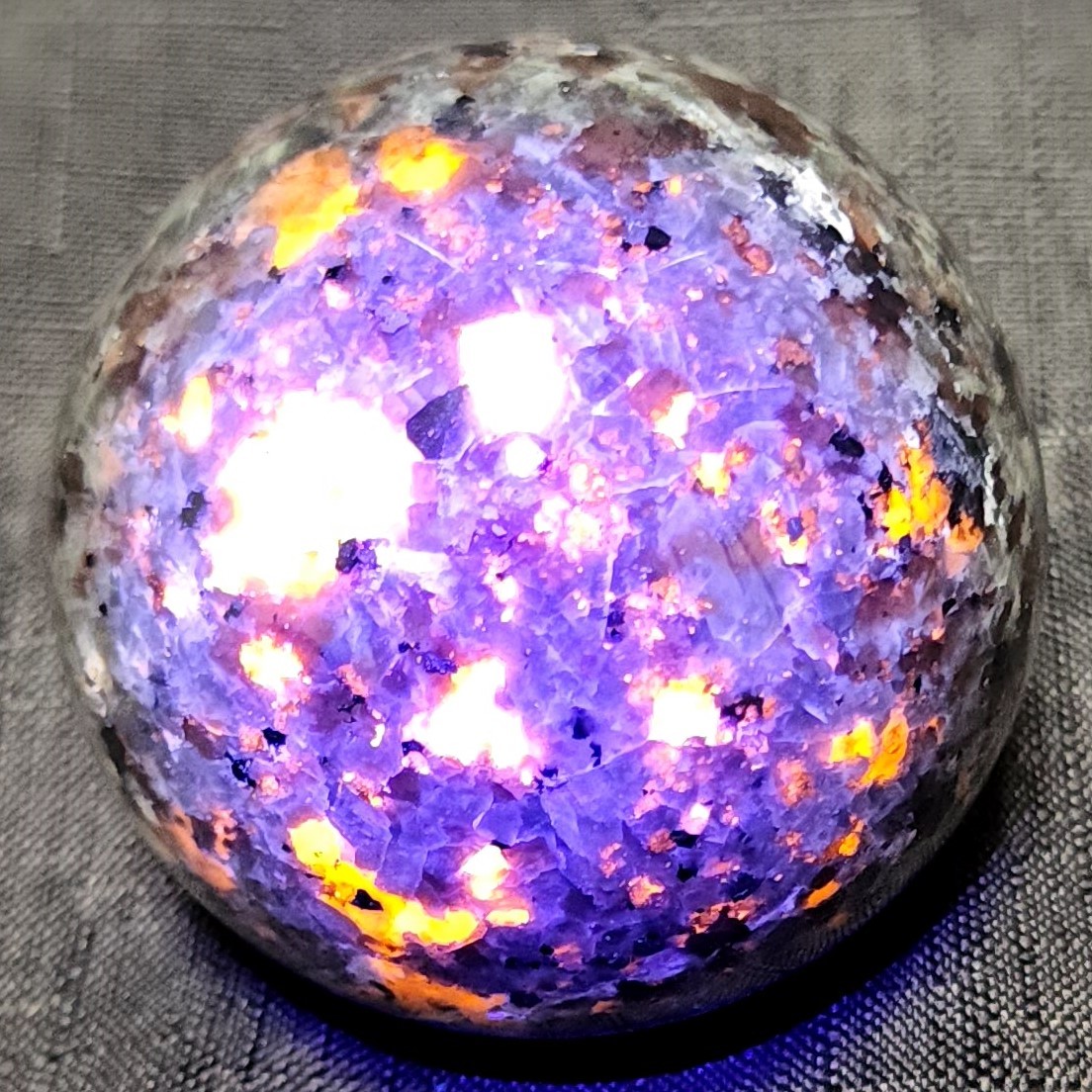 ユーパーライト 丸玉 蛍光 天然石 5A レア天然石 スフィア : 59mm