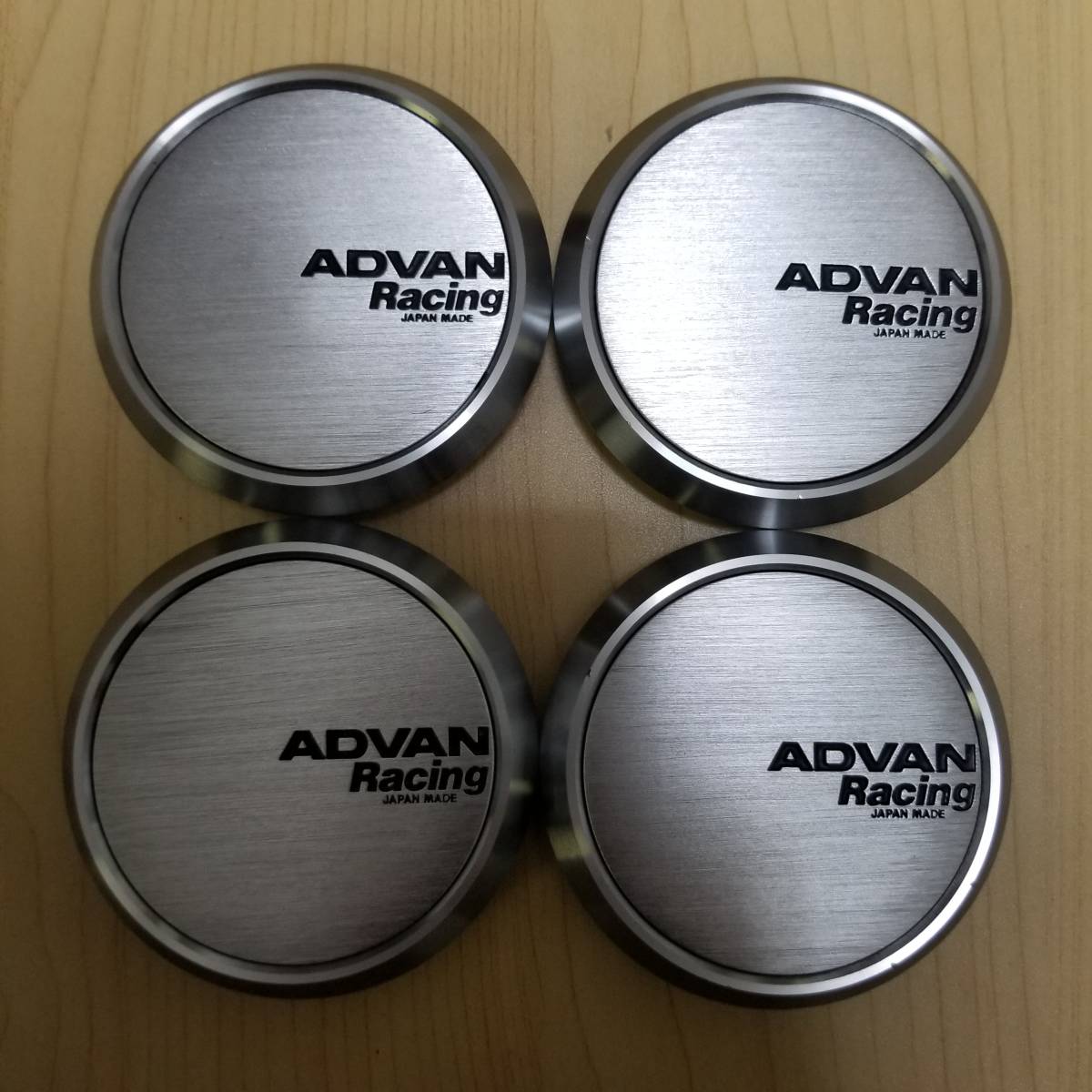 ADVAN Racing センターキャップ 73mm ハイパーブラック フラット 