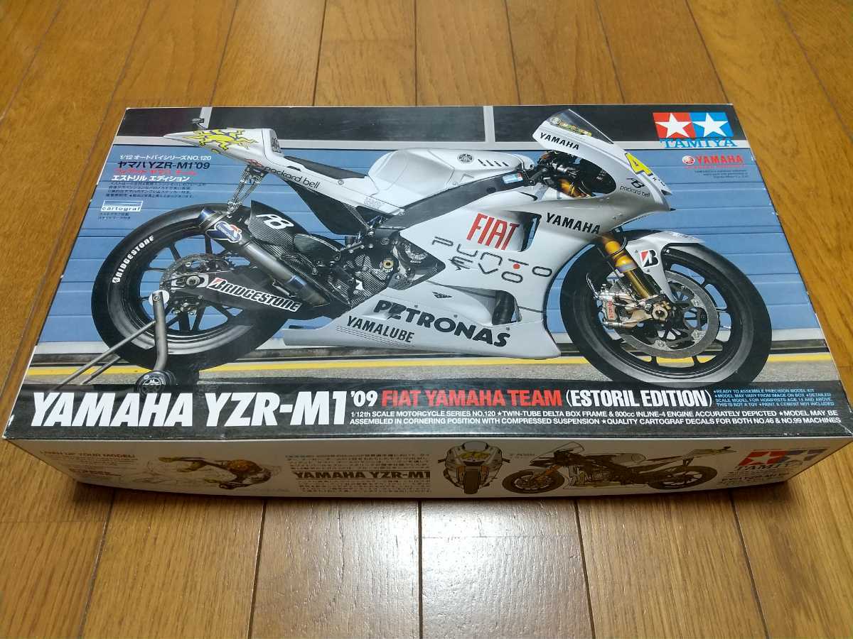 希少】タミヤ 1/12 ヤマハ YZR-M1  