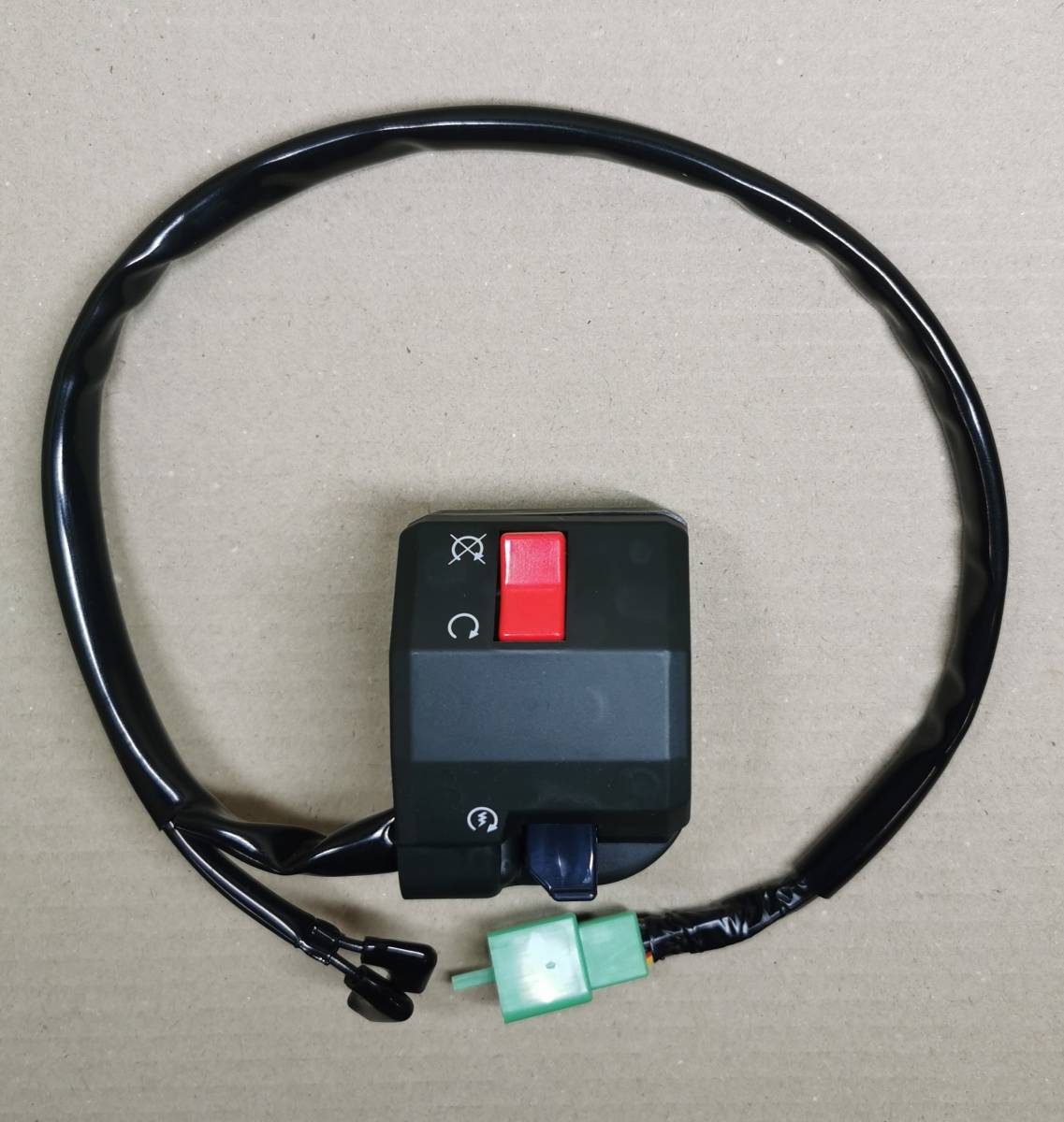◎新品◎ GPZ900R(A8～A16)用　カワサキ純正・右スイッチボックス　　　　　　　　　　　　　　　　　　 検索KAWASAKI46091-176346091-1553 GPZ900R(A8～A11)用 カワサキ純正・左スイッチ ☆新品未使用☆ GPZ900R(A8 ◎新品◎ 純正・左スイッチ(チョークレバー付