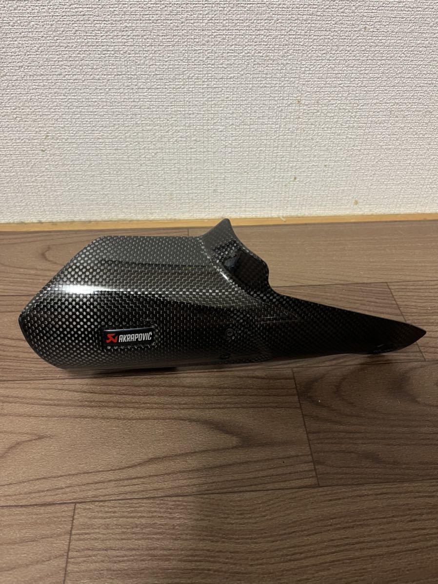 bmw r1200rs r1200r用 アクラポ カーボンマフラーカバー