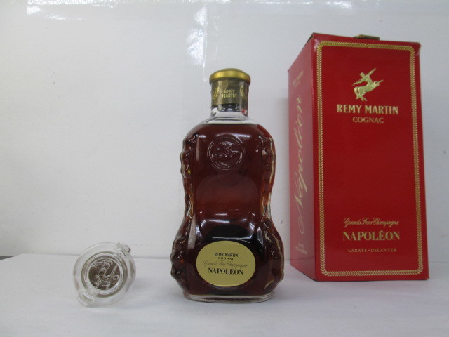 古酒 レミーマルタン ナポレオン カラフェ 700ml 未開栓 A-9 未開栓 古酒 REMY MARTIN NAPOLEON レミーマルタン ナポレオン