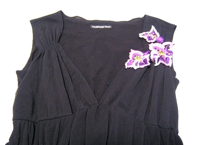 VIVIENNE TAM ヴィヴィアンタム パワーネット 花刺繍のワンピース