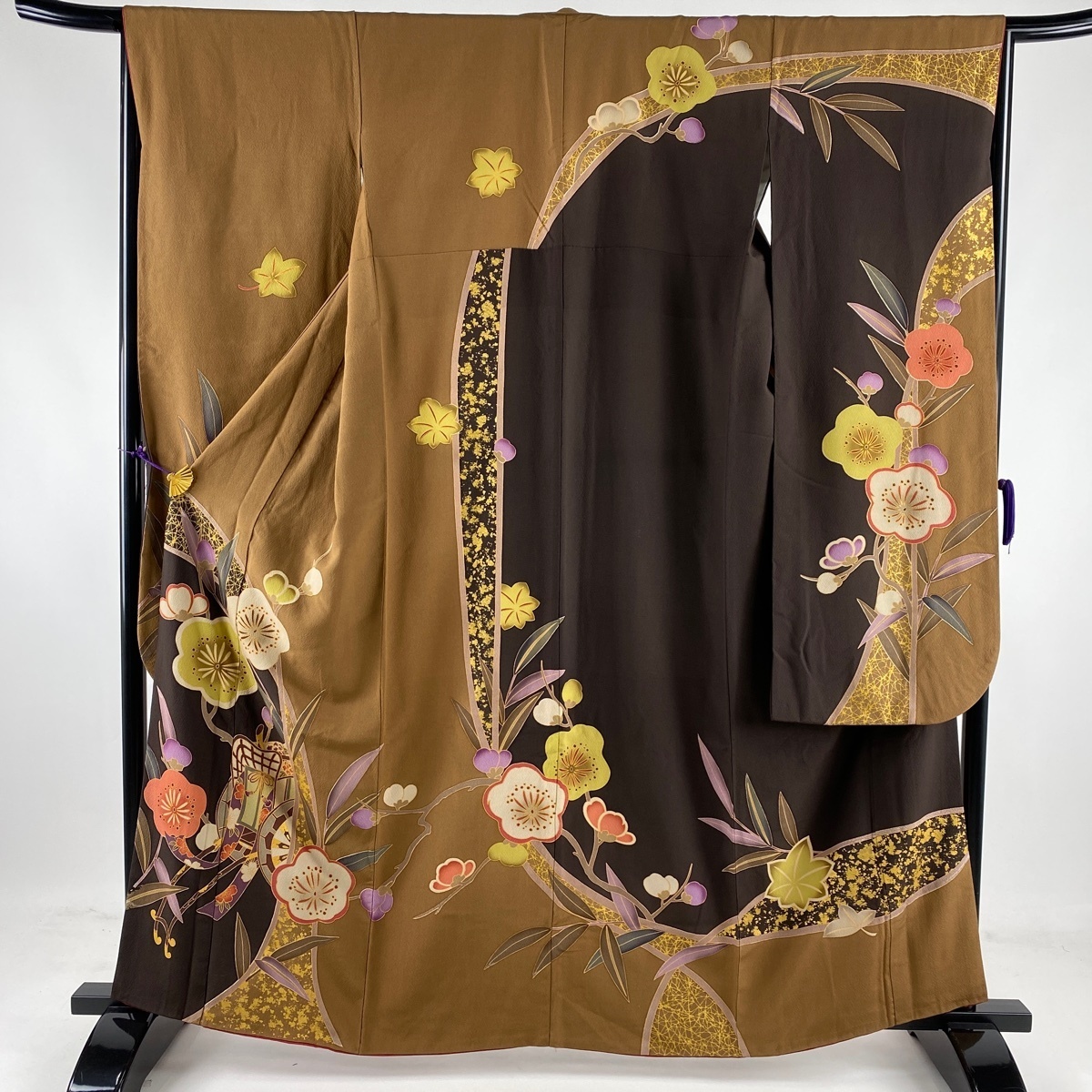 HOT，安い 振袖 名品 御所車 梅 金彩 染め分け 茶色 袷 160.5cm 66cm M 正絹(振袖)｜売買されたオークション情報、yahooの商品情報をアーカイブ公開 - オークファン 振袖