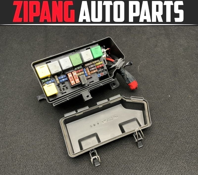 【爆買い，得価】 MB203 X164 GL550 4マチック エンジンルーム内 ヒューズ/リレー ボックス(メルセデス・ベンツ用)｜売買されたオークション情報、yahooの商品情報をアーカイブ公開 - オークファン メルセデス・ベンツ用