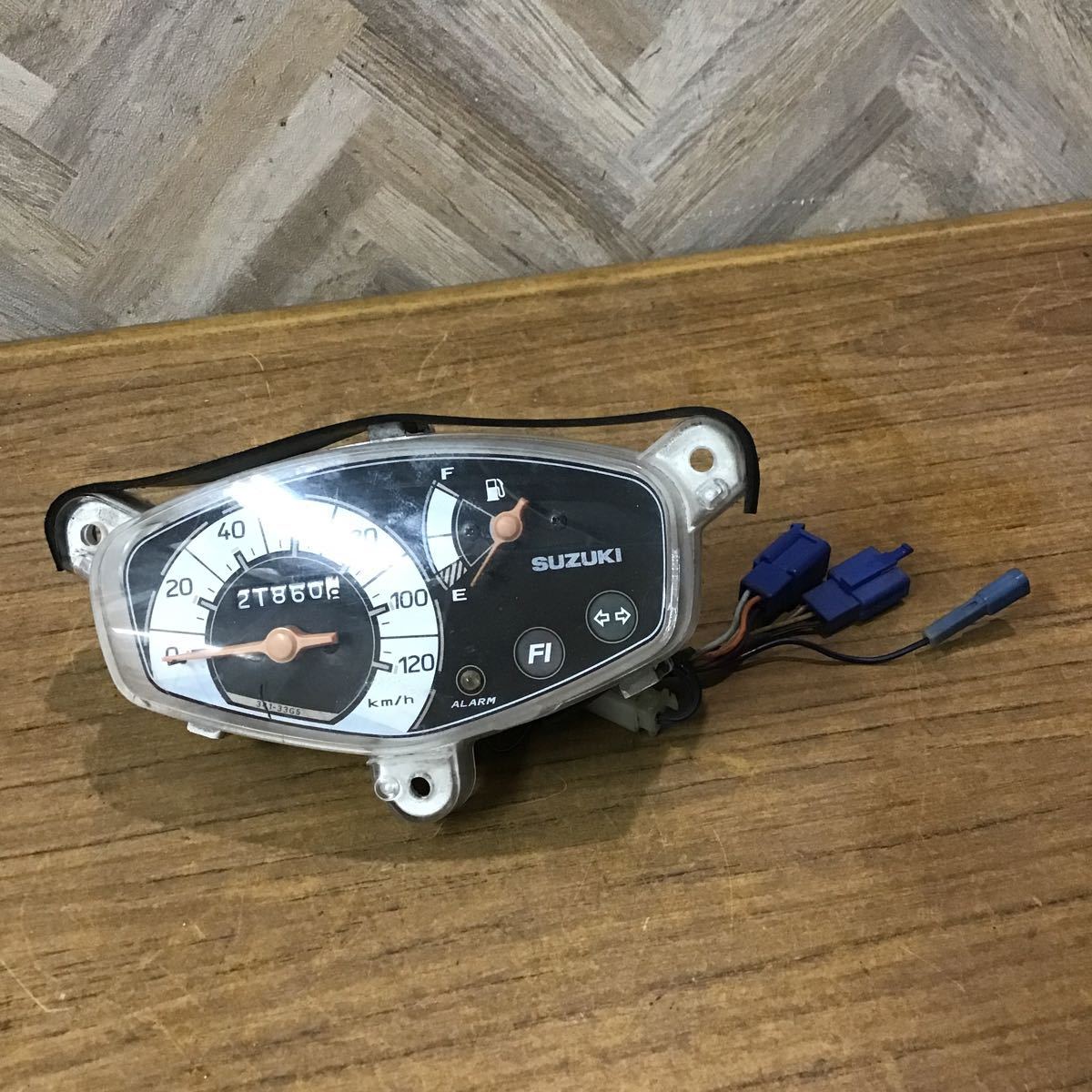 アドレスV125G CF46A SUZUKI スピードメーター メーター スズキ 