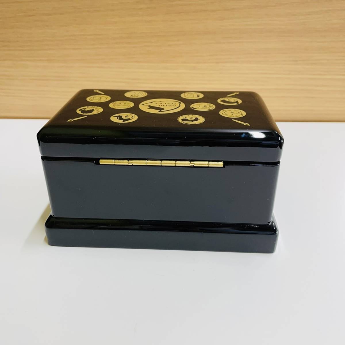 中古 手塚治虫 【1653】手塚治虫 デビュー70周年公式記念品 金貨
