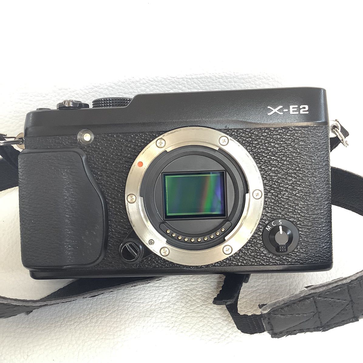 FUJIFILM X-E2 ミラーレス一眼 ボディ | ズームレンズキット 富士