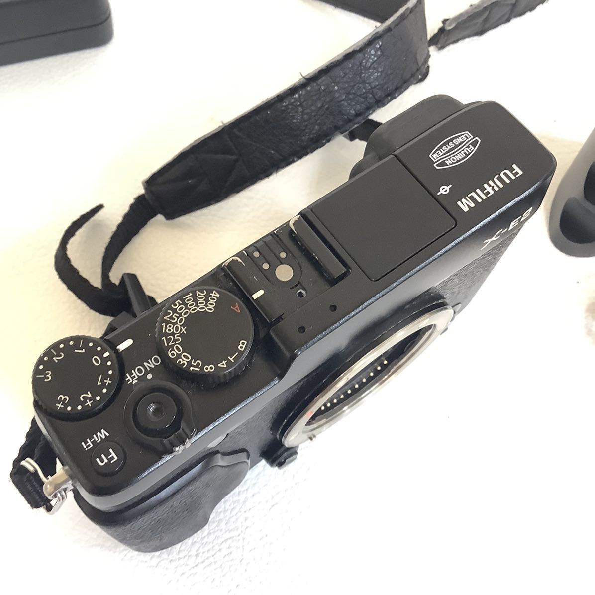 FUJIFILM X-E2 ミラーレス一眼 ボディ | ズームレンズキット 富士