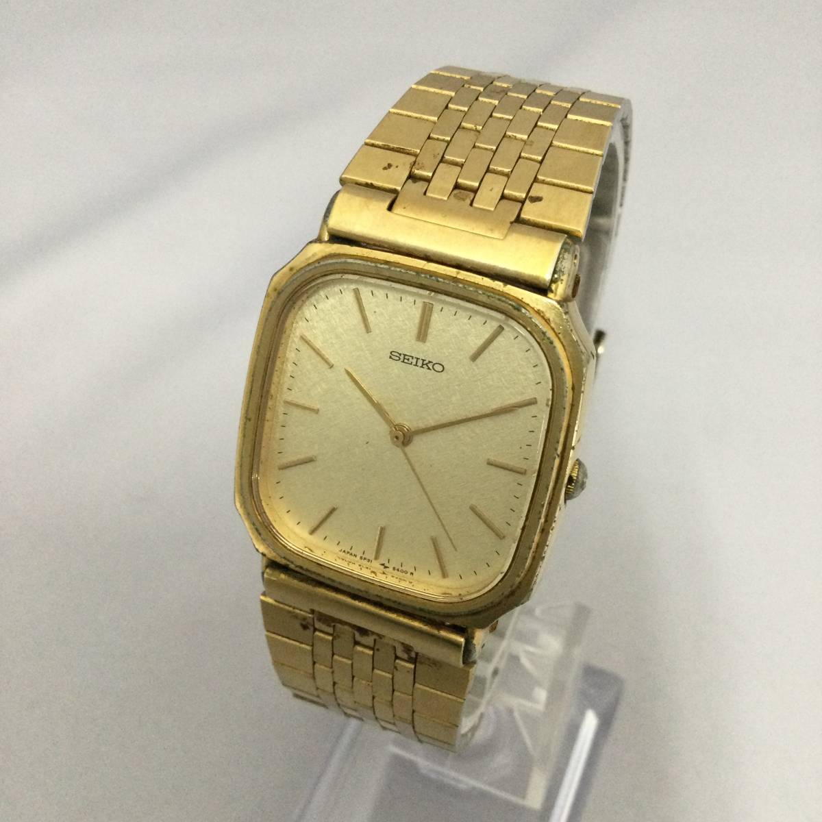 040810 210937 SEIKO セイコー 腕時計 5P31-5270 3針クオーツ ゴールド 