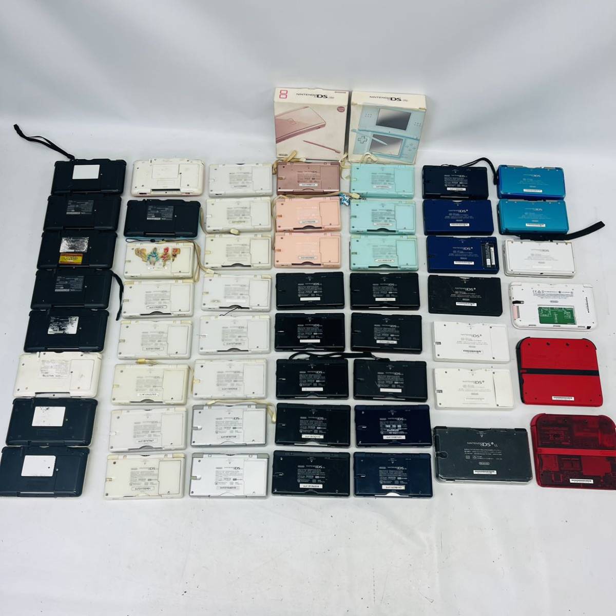☆大量・1円～☆ Nintendo DS Lite DSi 3DSLL 2DS 本体 まとめて53台