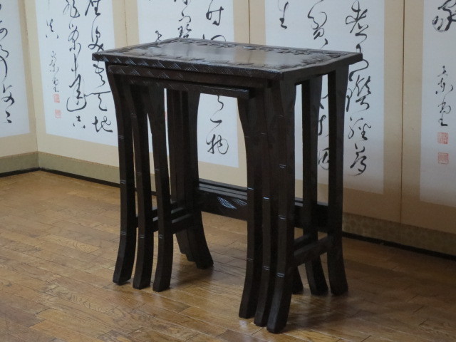 時代 軽井沢彫り【竹・笹の葉】彫刻 無垢材 3つ組 時代 ネストテーブル