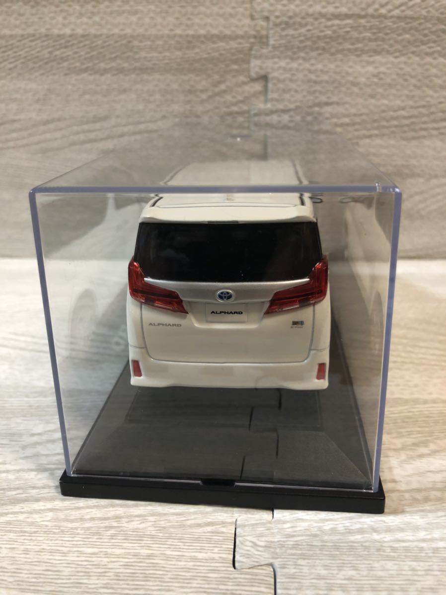 1/30 トヨタ 新型アルファード ハイブリッド 後期 カラーサンプル