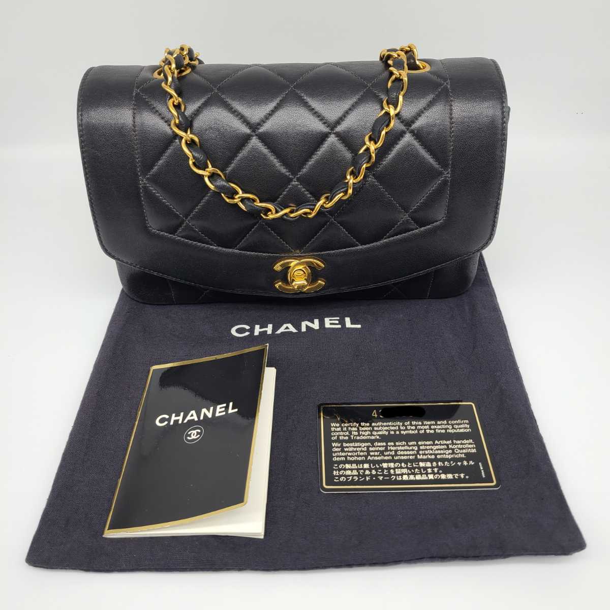 美品】シャネル CHANEL ダイアナフラップ マトラッセ 22 チェーン 