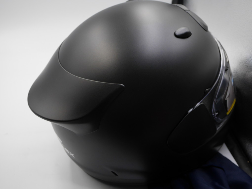 送料込み○未使用○アライ アストロGX 61～62cm（XLサイズ）○フラット