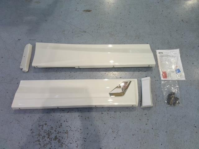 車 未塗装 未使用品TRD後期 MS344-58005 AGH30W右サイドスカート