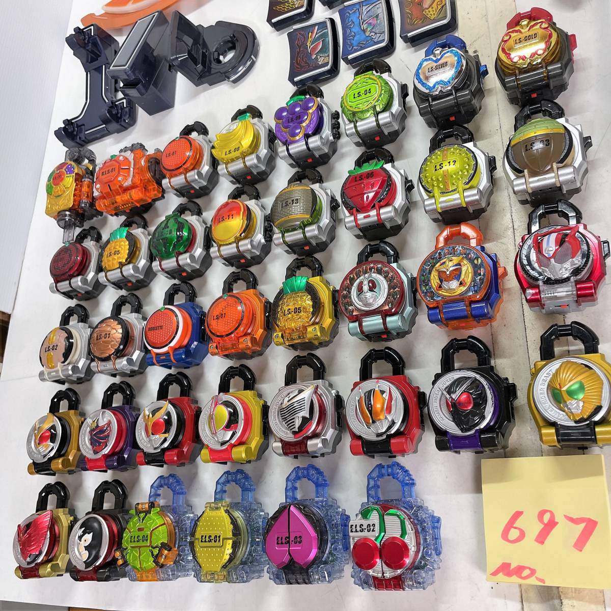 仮面ライダー 鎧武 ガイム DX 戦極ドライバー ゲネシスドライバー 