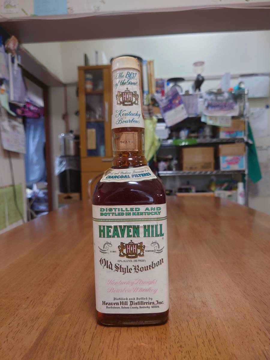 Heaven Hill Distillery Bourbon Kentucky Whiskey Straight | 90th
