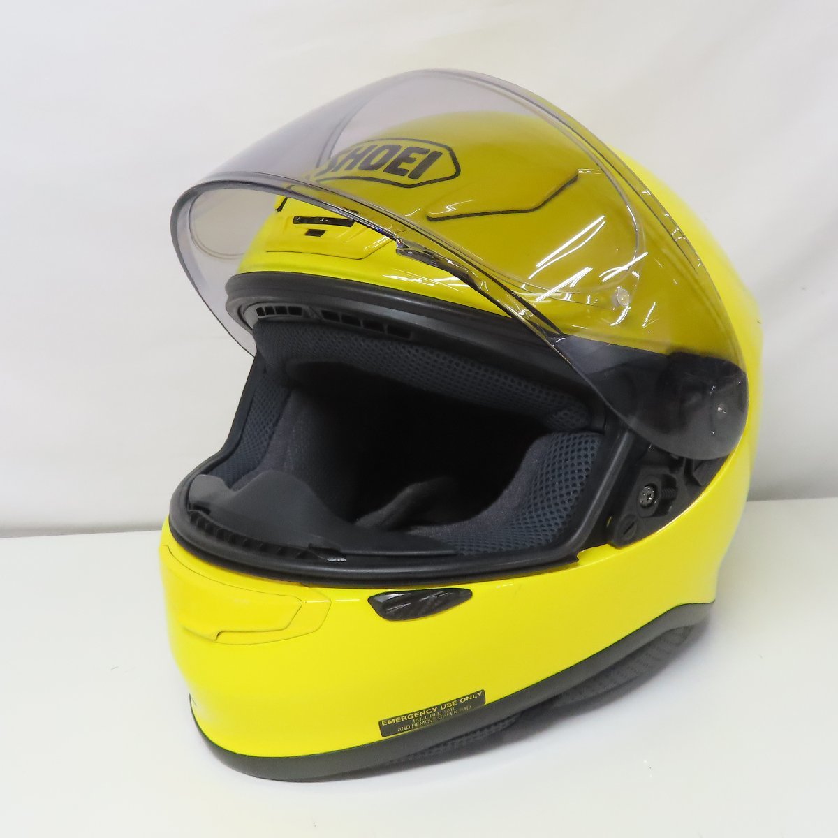 Z-7 SHOEI | SHOEIから雅なグラフィックが目を引くフルフェイス