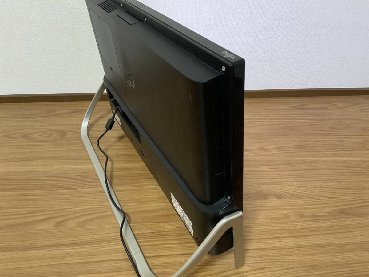 富士通 ESPRIMO FH70/B3 Core i7-7700HQ 2.8GHz 4GB DVDスーパーマルチ
