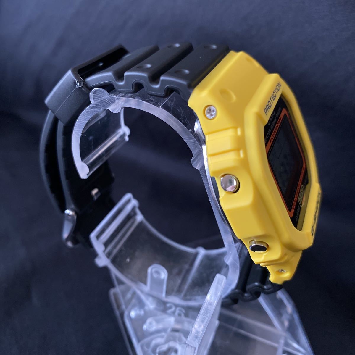 CASIO カシオ G-SHOCK DW-5600TB-1JF イエロー×ブラック (G-SHOCK 