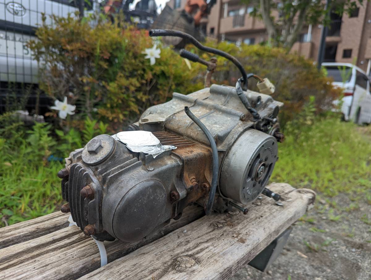 ホンダ ダックス DAX ST70H 純正エンジン 72CC ST70E-7番台 ジャンク