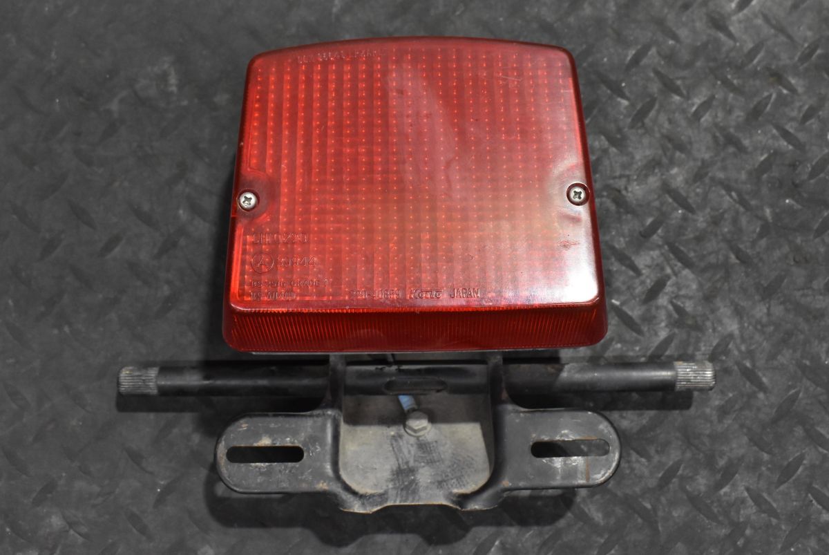 超激得，100%新品 当時物 純正 Z1000MK2 テールランプ 0066 検 Z1 Z2 Z1R Z1000A KZ(テールランプ)｜売買されたオークション情報、yahooの商品情報をアーカイブ公開 - オークファン カワサキ用
